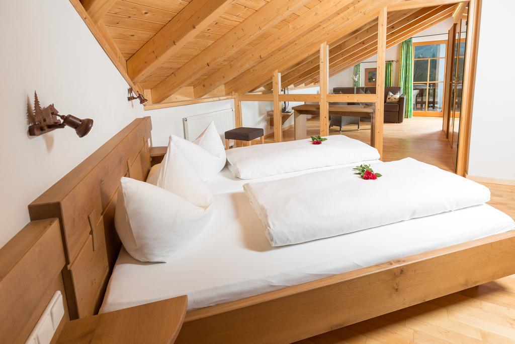 Hotel Und Apartements Im Forellenbach Фишен Экстерьер фото